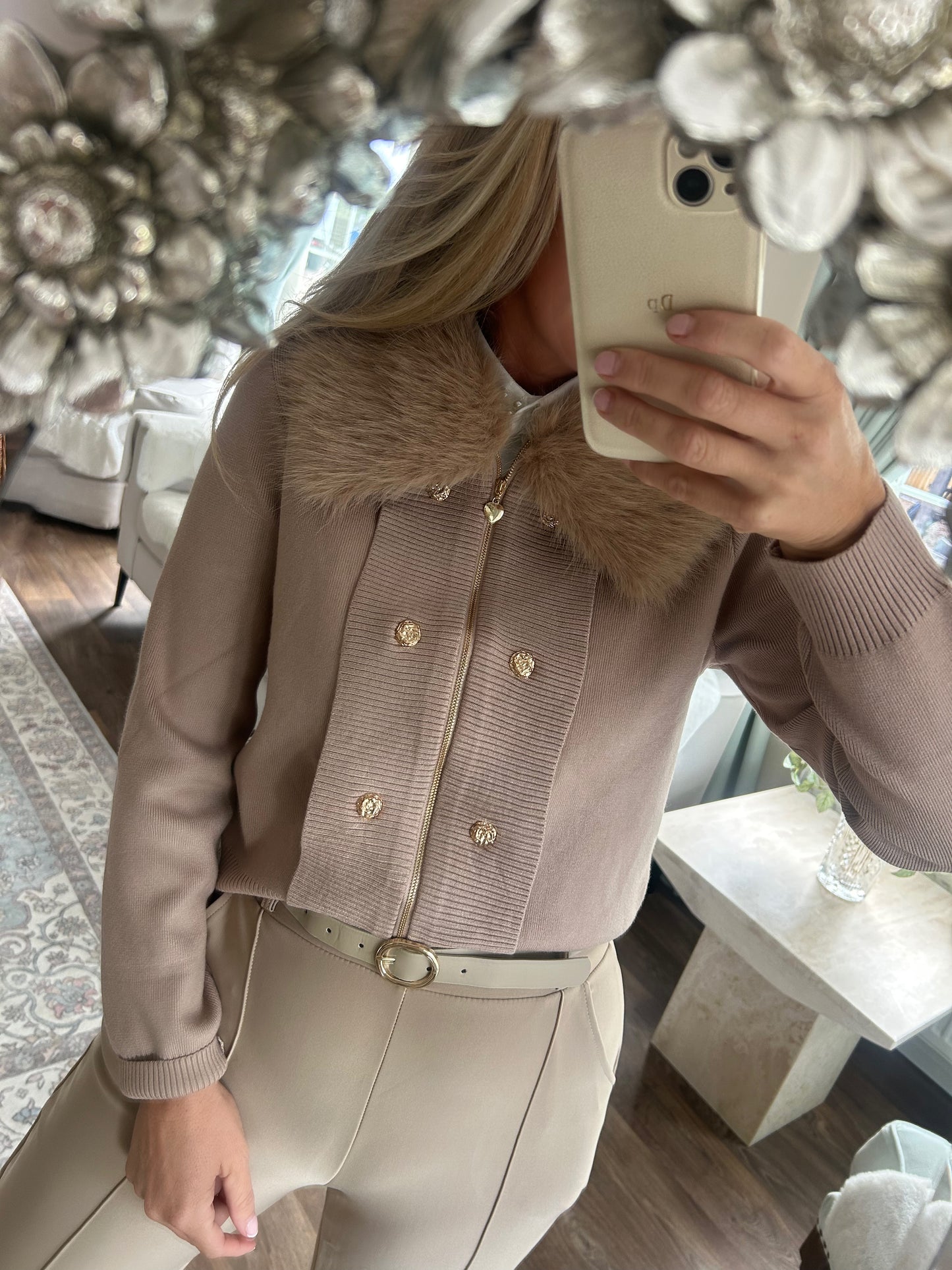 Beige faux fur collar cardigan