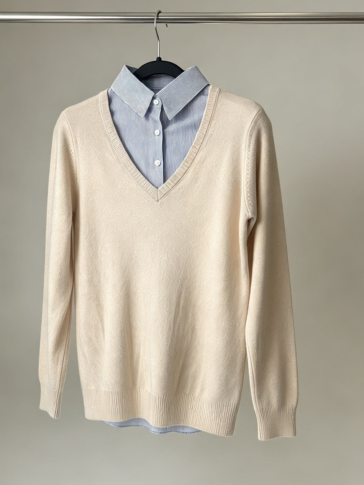 Shirt collar v neck jumper