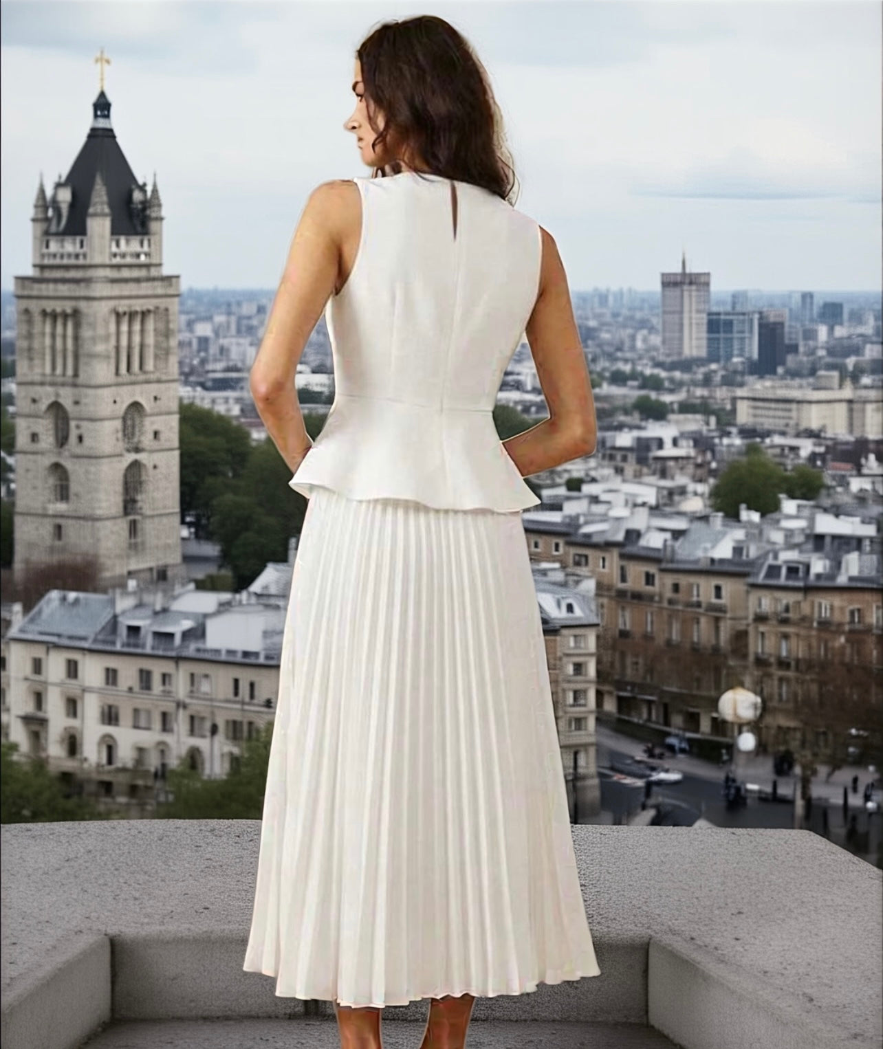 Bb Sleeveless white dress with pleated skirt
