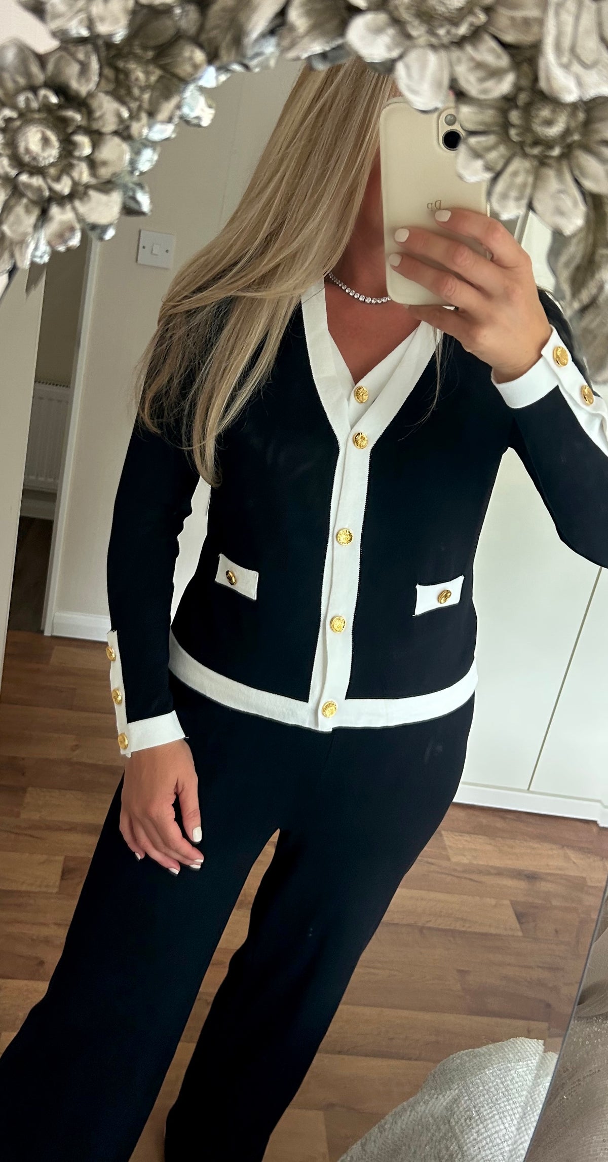 Gold button lounge set