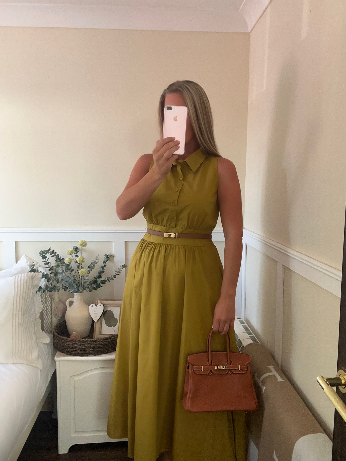 Sleeveless shirt dress